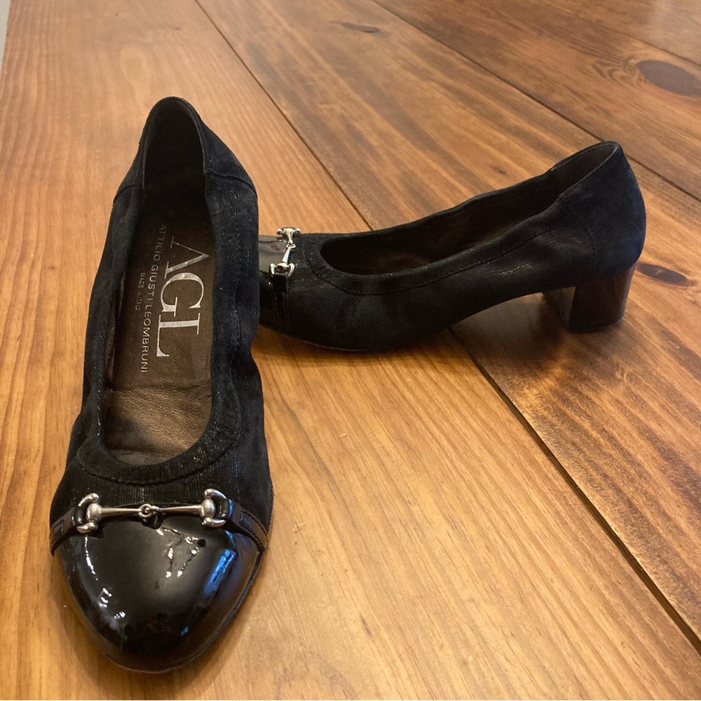 AGL Womens 39 (US 8.5) Horse Bit Block Heel Pumps